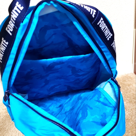 NWT Fortnite Llama Loot Pinata Bookbag - Picture 11 of 12